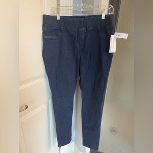 NWT Old Navy Rockstar Jeggings Built-in Sculpt Size 14